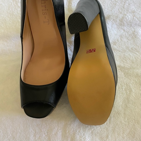 Chris-T Women’s Chunky Heels - Picture 7 of 7